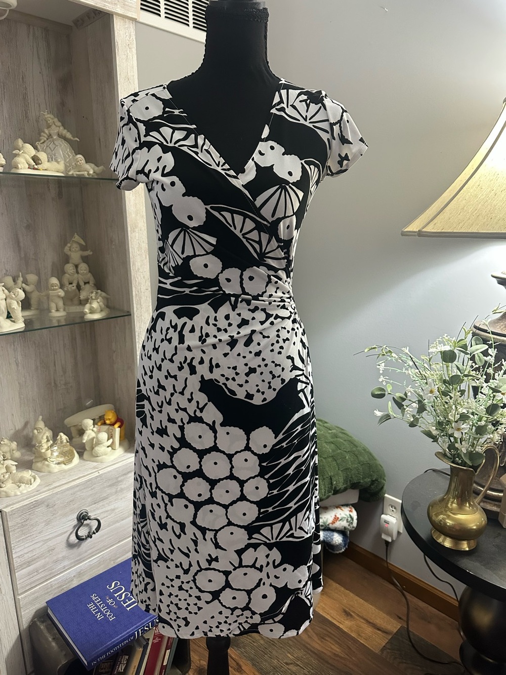 London Times Black and White Floral Wrap Dress